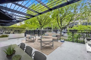 1111 W 15th St in Chicago, IL - Building Photo - Building Photo