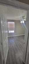 5924 Founders Hill Dr, Unit 303 in Alexandria, VA - Building Photo - Building Photo