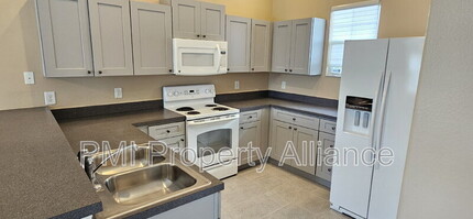 516 Brunello Dr in Davenport, FL - Building Photo - Building Photo