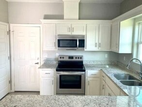 1904 E Davenport St, Unit 4 in Weslaco, TX - Building Photo - Building Photo