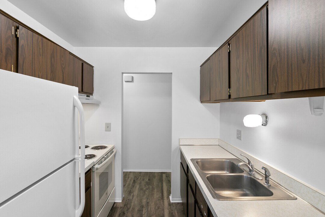 Pinckney Apartments in Pinckney, MI - Building Photo