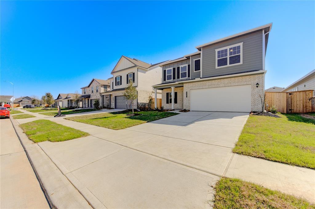 3327 Brushy Marsh Dr in Richmond, TX - Foto de edificio