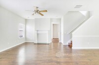 3182 Imperial Cir SW in Atlanta, GA - Foto de edificio - Building Photo