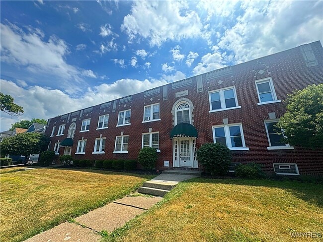 property at 7 Winchester Pl