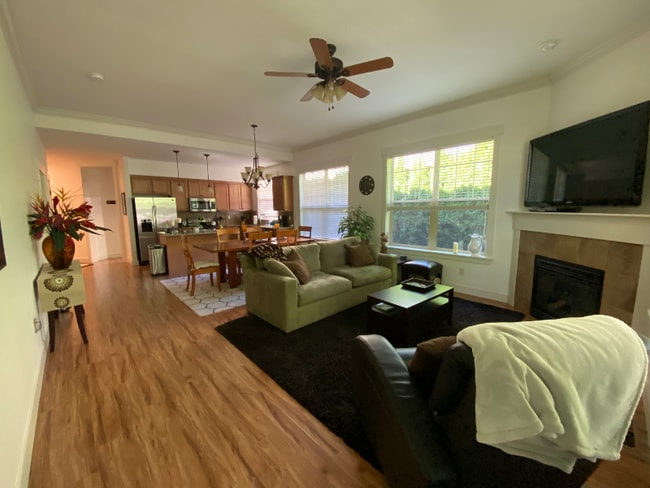 17620 Sydni Ct in Lake Oswego, OR - Building Photo - Building Photo