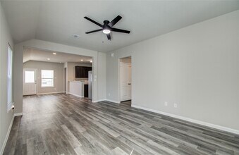13409 Cannon Crk Ct in Willis, TX - Building Photo - Building Photo