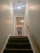 8008 Delmar Blvd, Unit Upper in University City, MO - Building Photo - Building Photo