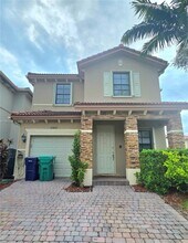 22842 SW 88th Pl in Cutler Bay, FL - Building Photo - Building Photo