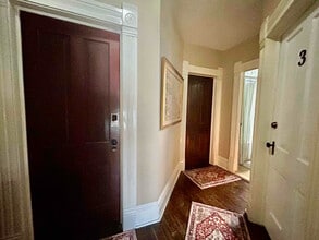 425 S Washington St in Dillon, MT - Foto de edificio - Building Photo