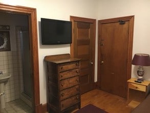 36 Linden St-Unit -1 in Boston, MA - Foto de edificio - Building Photo