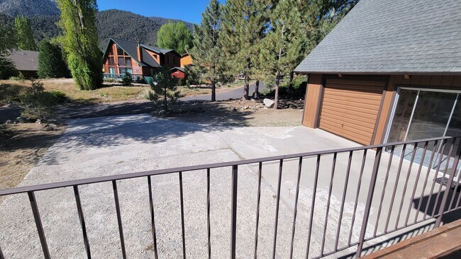 2628 Beechwood Way in Pine Mountain Club, CA - Building Photo - Building Photo