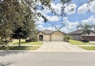 1516 Banner Elk St in Valrico, FL - Building Photo - Building Photo
