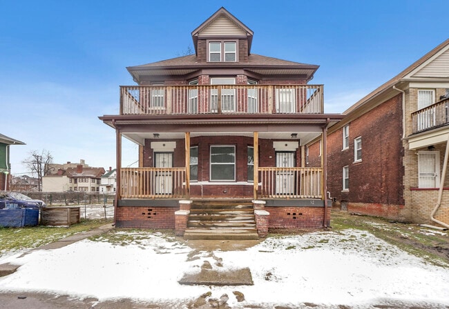 property at 92 W Philadelphia St