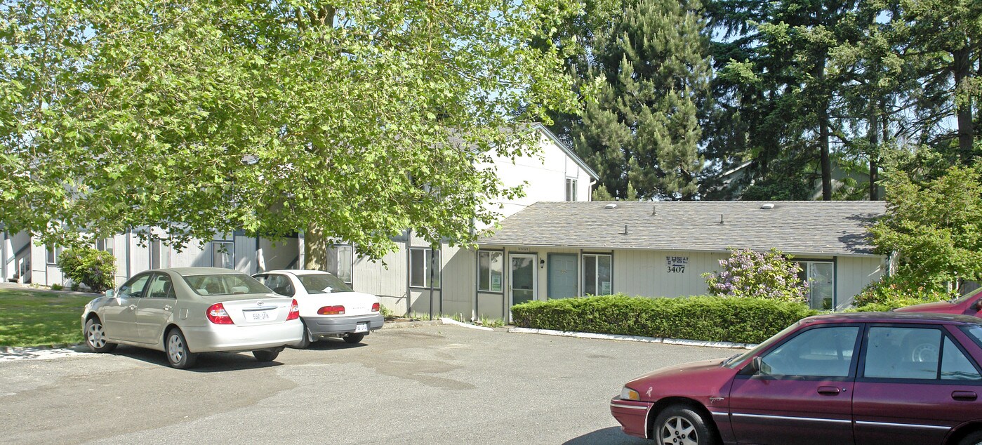 Vincent Apartments in Lakewood, WA - Foto de edificio