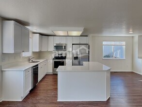 10656 E 113th Ave, Unit 1200 in Henderson, CO - Building Photo - Building Photo