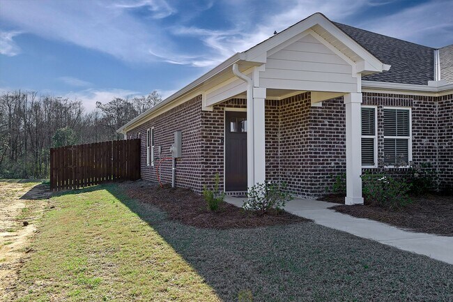 53 Ann James Dr in Millbrook, AL - Building Photo - Building Photo