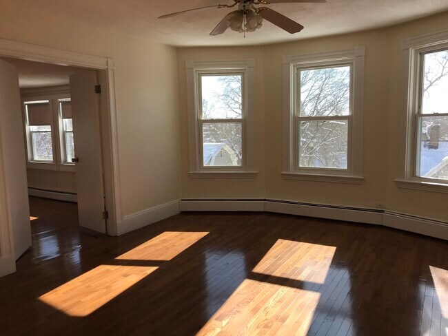 113 Ashland St in Melrose, MA - Building Photo - Building Photo