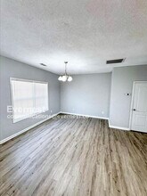 8625 Thomas Ln in Riverdale, GA - Building Photo - Building Photo