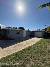120 NE 3rd St in Satellite Beach, FL - Building Photo - Building Photo