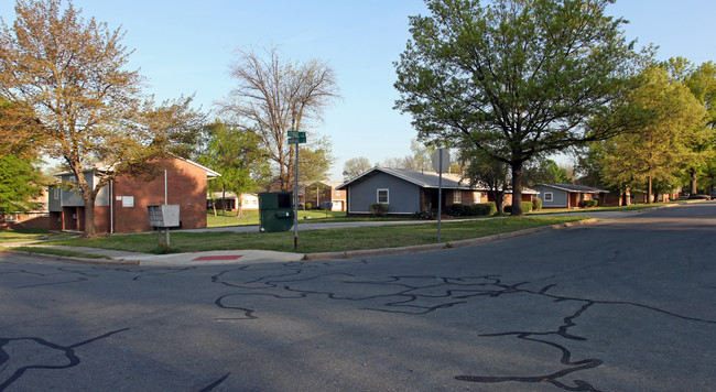 1403-1417 S Belmont St in Burlington, NC - Building Photo - Building Photo