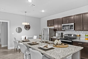 Heights at Hammond in Hammond, LA - Building Photo