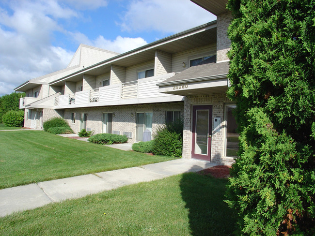 Maple Grove Apartments photo'