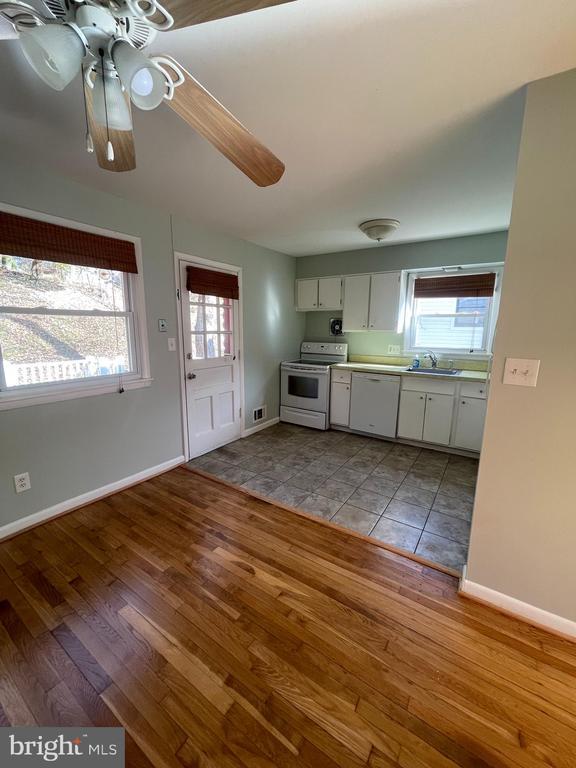 3311 Glenway Dr in Kensington, MD - Building Photo - Building Photo