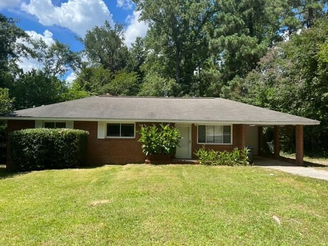 property at 2933 Courtney Rd