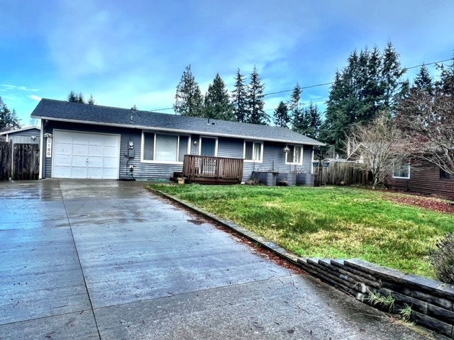 2180 Malnor Ct NW in Poulsbo, WA - Building Photo