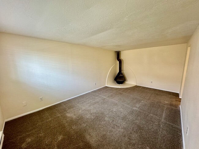 1938 N 75 W in Sunset, UT - Building Photo - Building Photo