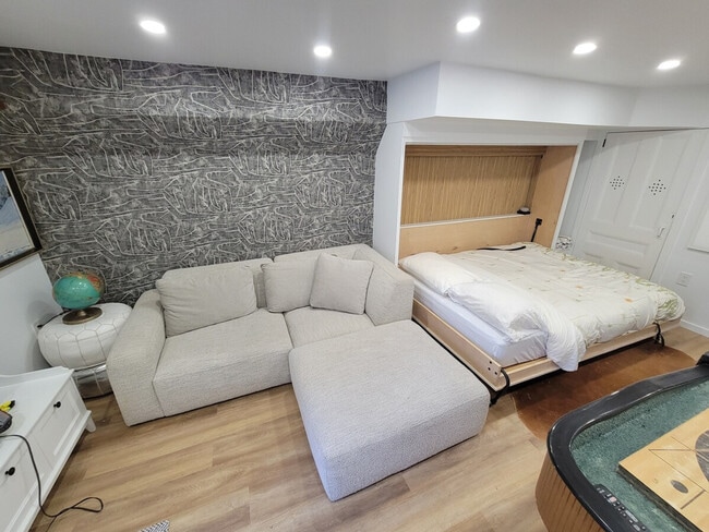 420 Queen St E, Unit SI ID1513110P