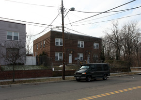 401 Mellon St SE Apartments