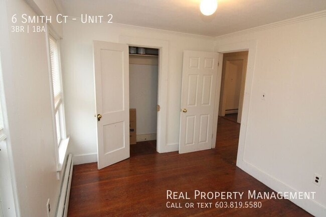 property at 6 Smith Ct