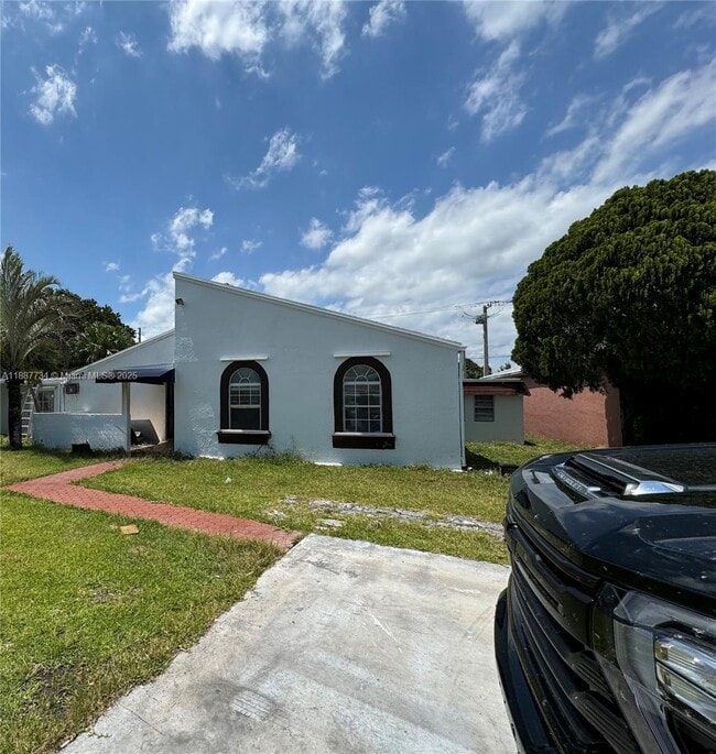 property at 19422 SW 119th Ct