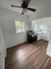 1823 Kalmia St in Sweet Home, OR - Building Photo - Building Photo