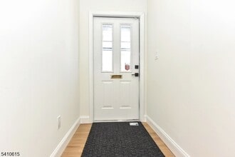 383 Lafayette Ave in Hawthorne, NJ - Building Photo - Building Photo