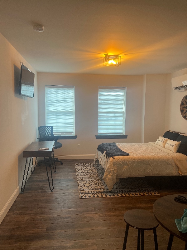 2-4 Pearl St in Manchester, CT - Foto de edificio - Building Photo