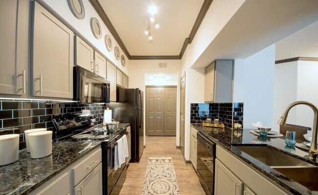 13333 West Rd in Houston, TX - Building Photo - Building Photo