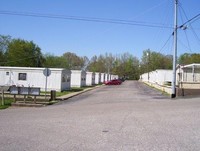 Volunteer Mobile Park in Martin, TN - Foto de edificio - Building Photo