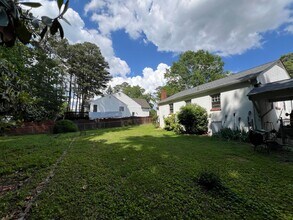2404 Aiken Dr in Richmond, VA - Building Photo - Building Photo