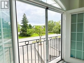 33 Benson Ave in Richmond Hill, ON - Building Photo - Building Photo