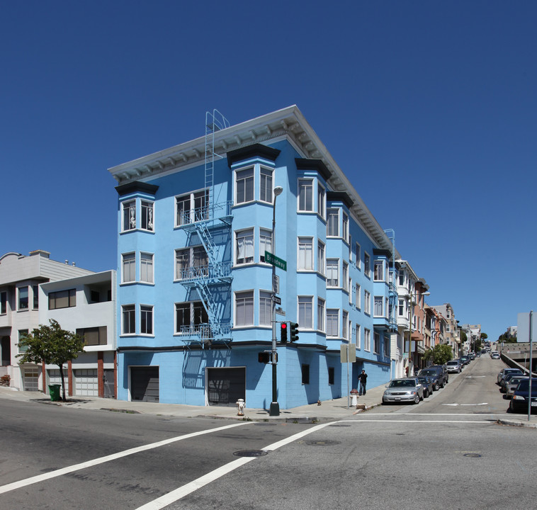 1390 Broadway in San Francisco, CA - Building Photo