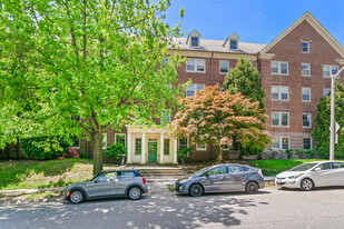 Chadford Apartments in Baltimore, MD - Building Photo