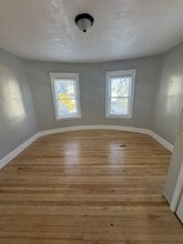 39 Stanton St, Unit 3 in Worcester, MA - Building Photo - Building Photo