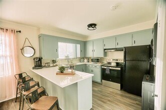 7408 Scenic Dr in Lone Oak, TX - Building Photo - Building Photo