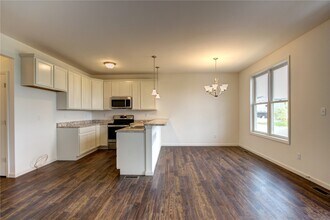 5020 Freehold Rock Dr in St. Charles, MO - Building Photo - Building Photo