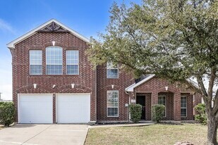 4500 Clear Lake Ln in Mesquite, TX - Building Photo