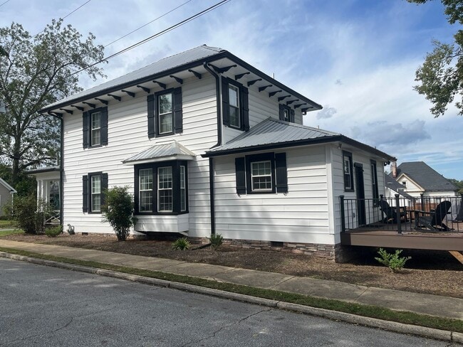 100 McCall St in Greenville, SC - Building Photo - Building Photo