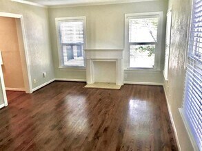 2565 Rogers Ave in Fort Worth, TX - Building Photo - Building Photo