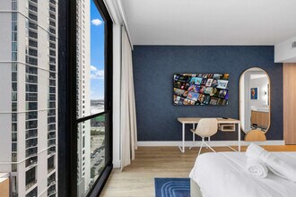 159 NE 6th St in Miami, FL - Building Photo - Building Photo